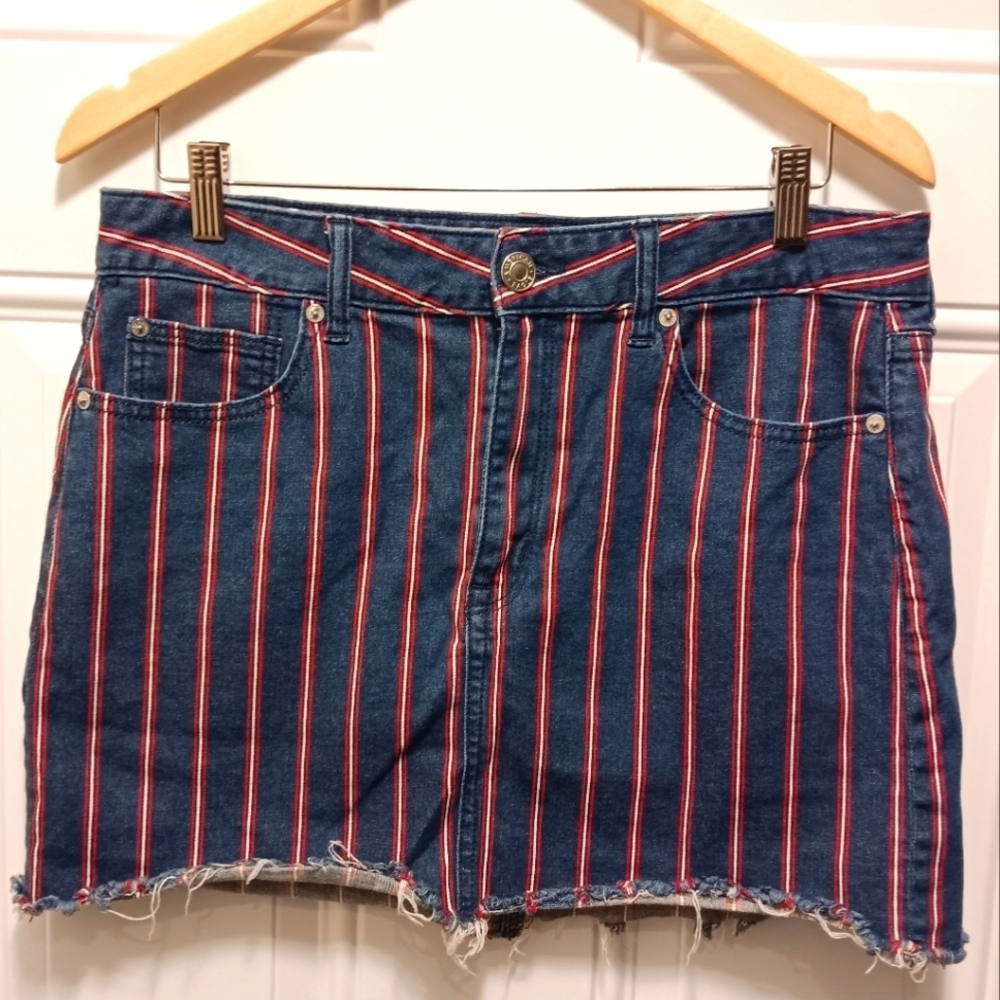 American Eagle| Hi-Rise Mini Stretchy Sz. 12 Y2K Beach Coastal Red White & Blue - Picture 1 of 10